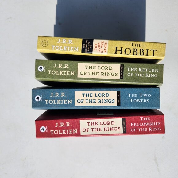 NEW J.R.R. Tolkien Book Bundle Set The Hobbit Lord of the Rings 4 Books Paperbac - Picture 7 of 11
